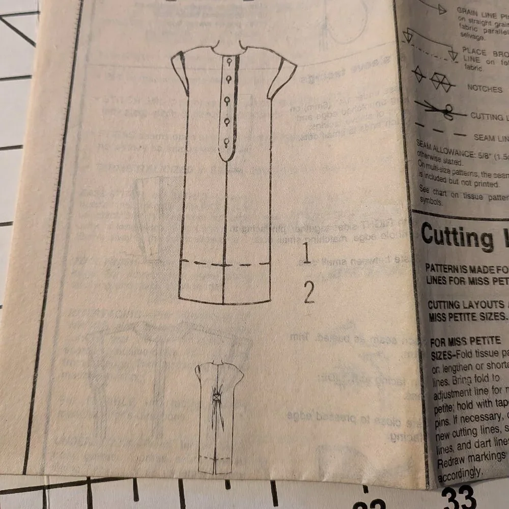 Simplicity 9149 dress